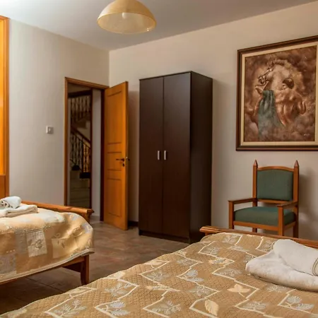 6 Bdr With Tennis Court Paphos