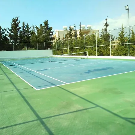 6 Bdr With Tennis Court Villa *